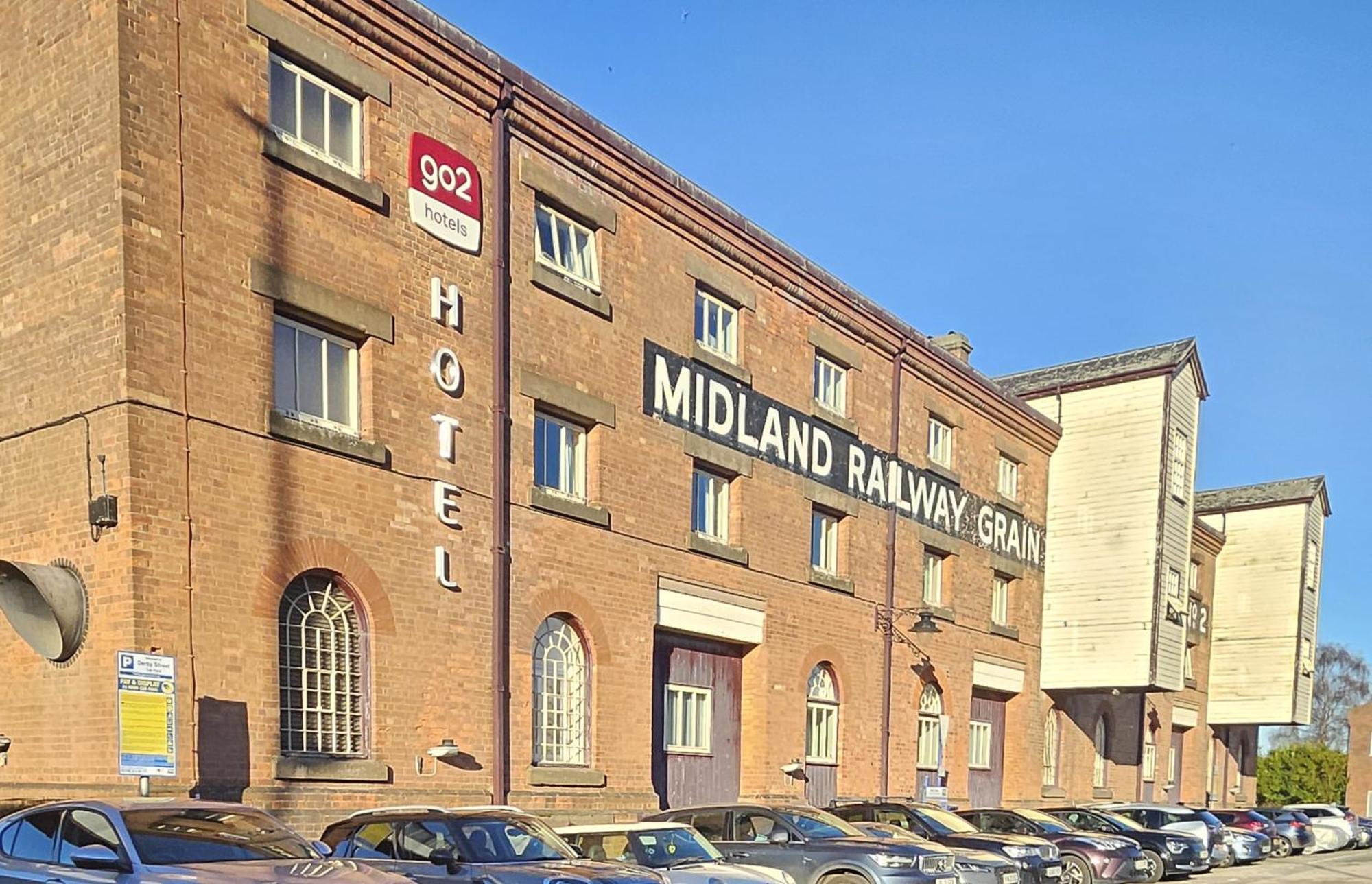 Go2 Hotels Burton Upon Trent Central Exteriör bild